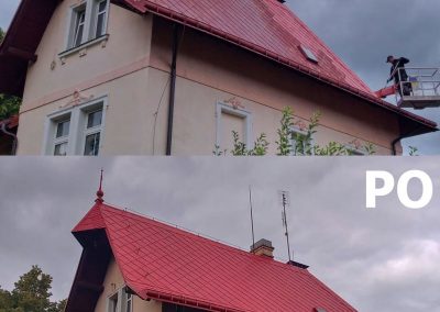 Porovnání stavu eternitové střechy vily v Chrastavě před čištěním a po