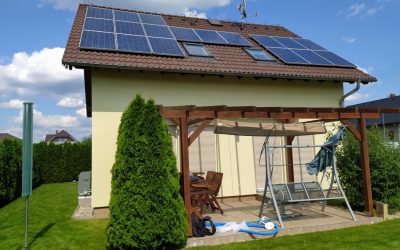 Příprava střechy na fotovoltaiku – nepodceňte čištění střešní krytiny