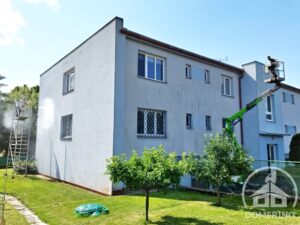 čištění fasád od plísní profesionálně