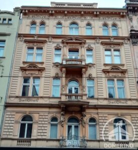 čištění historické fasády vlastní plošiny Domerino