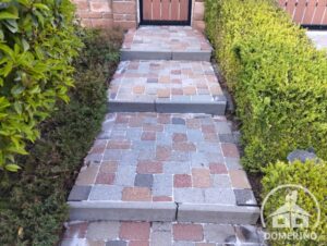 zámková dlažba chodníčky po vyčištění a impregnaci