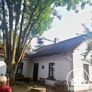 čištění střech vysokozdvižná plošina Domerino