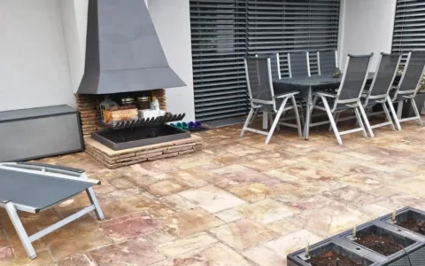 Čištění dlažby a terasy Bangkirai – Klánovice