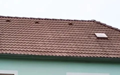 Čistá střecha v obci– Čiměř